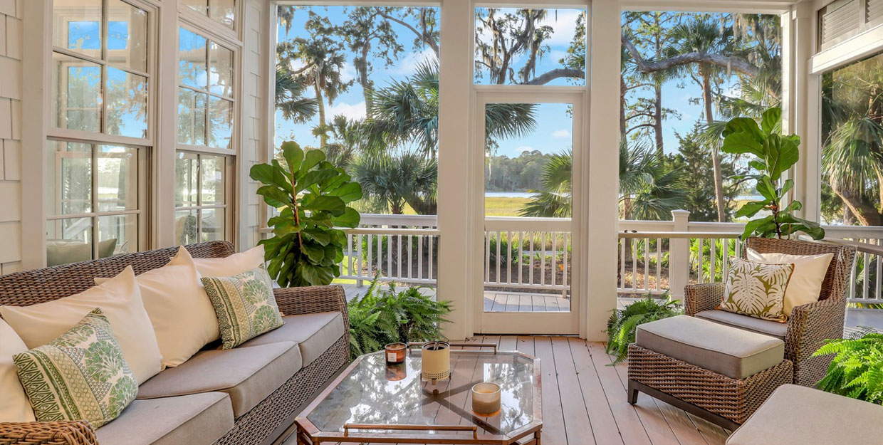 Sit back and relax on your screened porch with idyllic views of the coastal rivers and marsh of Southern Georgia